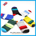 2015 neueste Männer Sport bunte Socken für den Großhandel billig und bequem